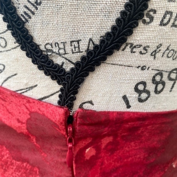 Banana Republic Strapless Silk Top - Picture 5 of 15